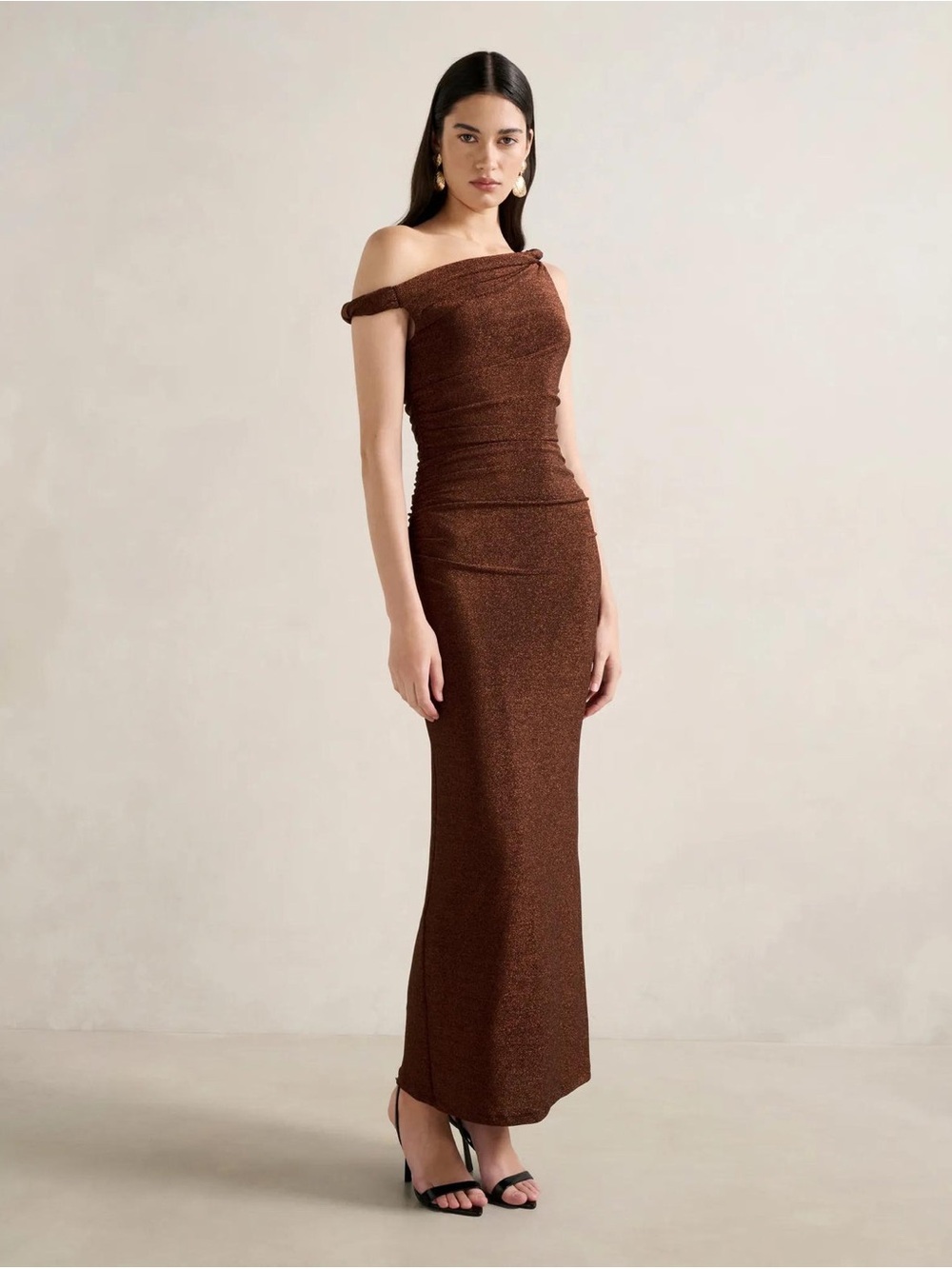 Vivian Asymmetric Twist Off-Shoulder Metallic Brown Maxi Dress | Ever New - Picture 3 of 8